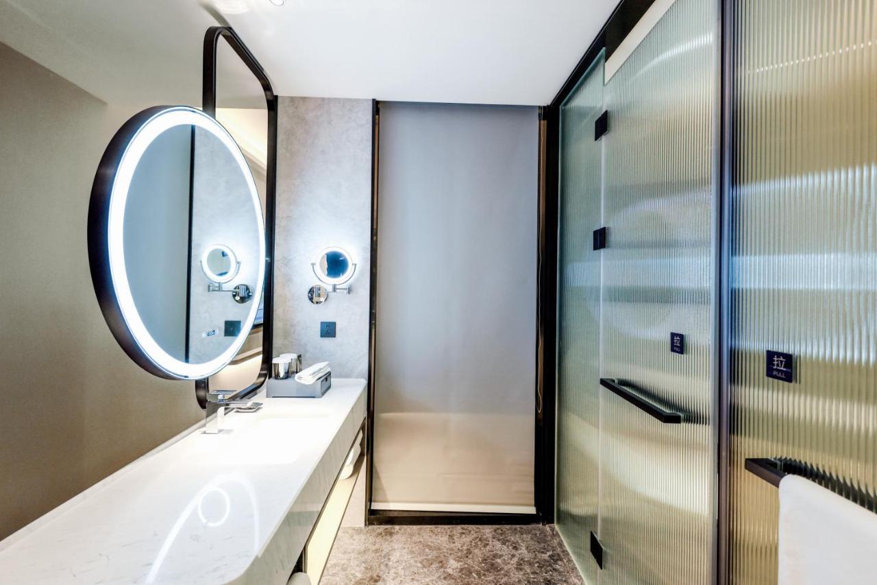Urcove By Hyatt Shenzhen Luohu Hotel Exterior photo