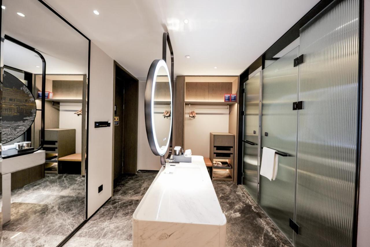 Urcove By Hyatt Shenzhen Luohu Hotel Exterior photo