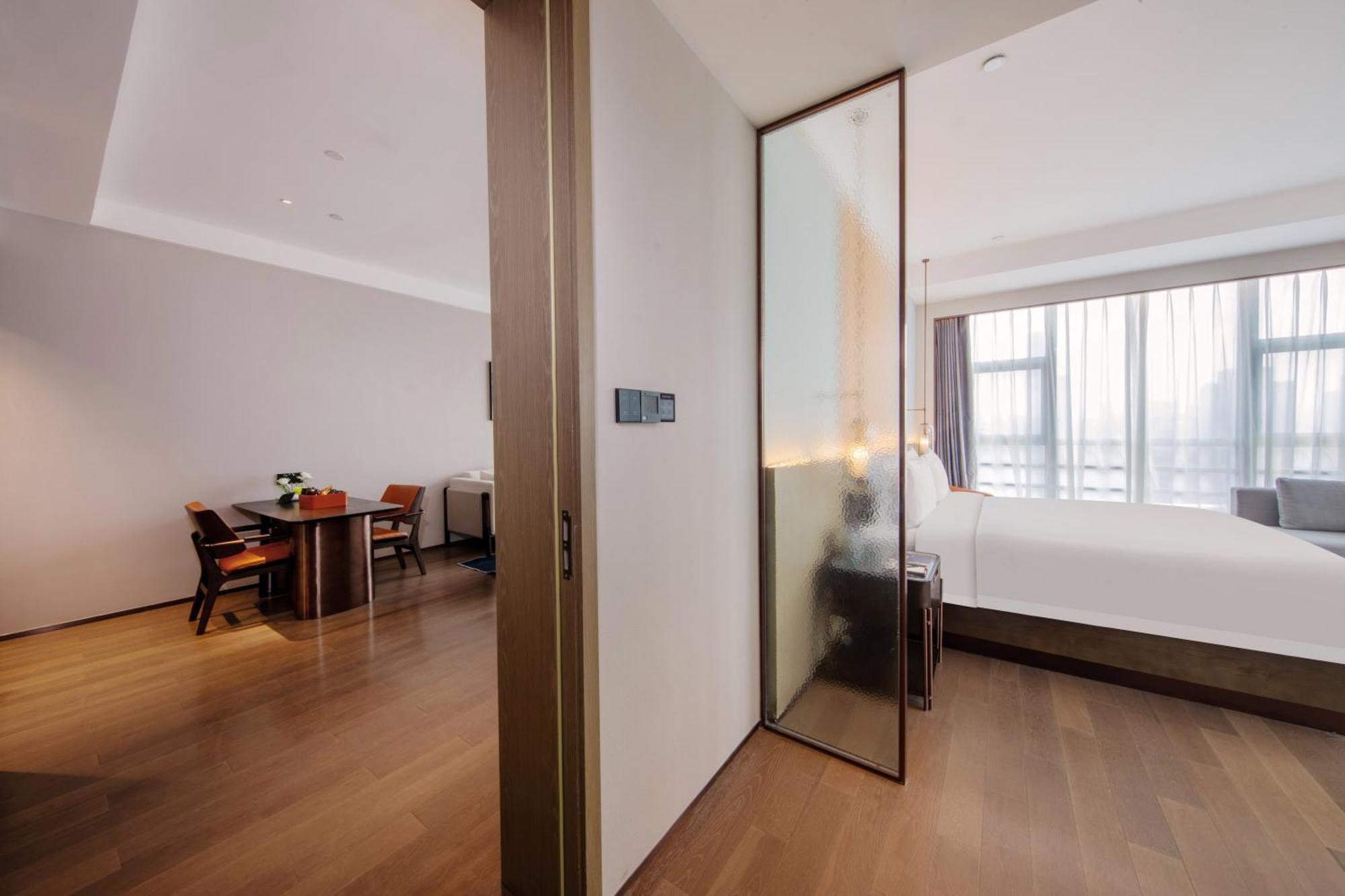 Urcove By Hyatt Shenzhen Luohu Hotel Exterior photo