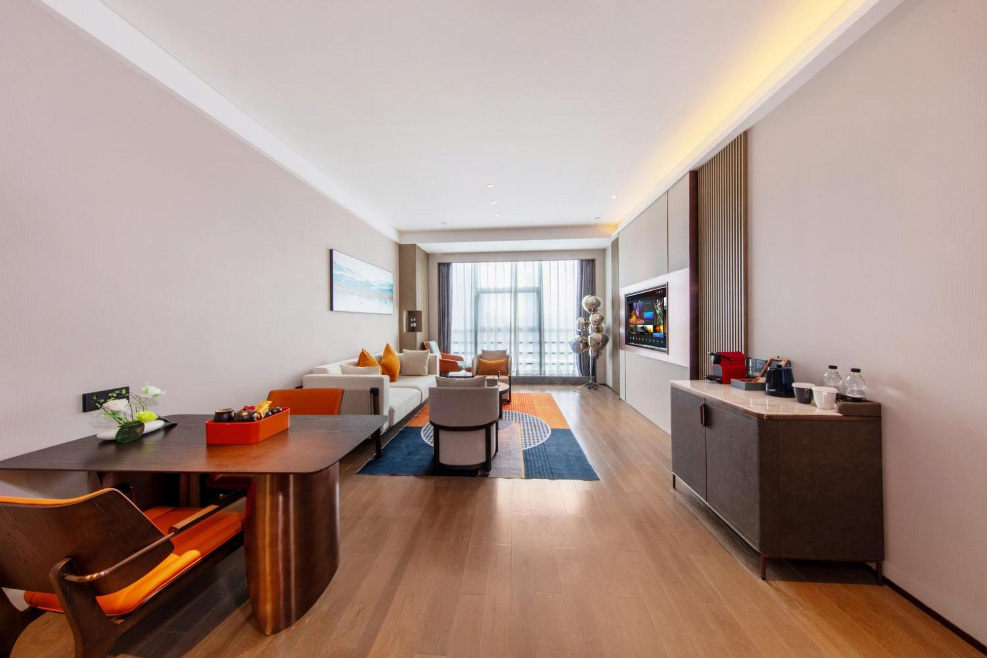 Urcove By Hyatt Shenzhen Luohu Hotel Exterior photo