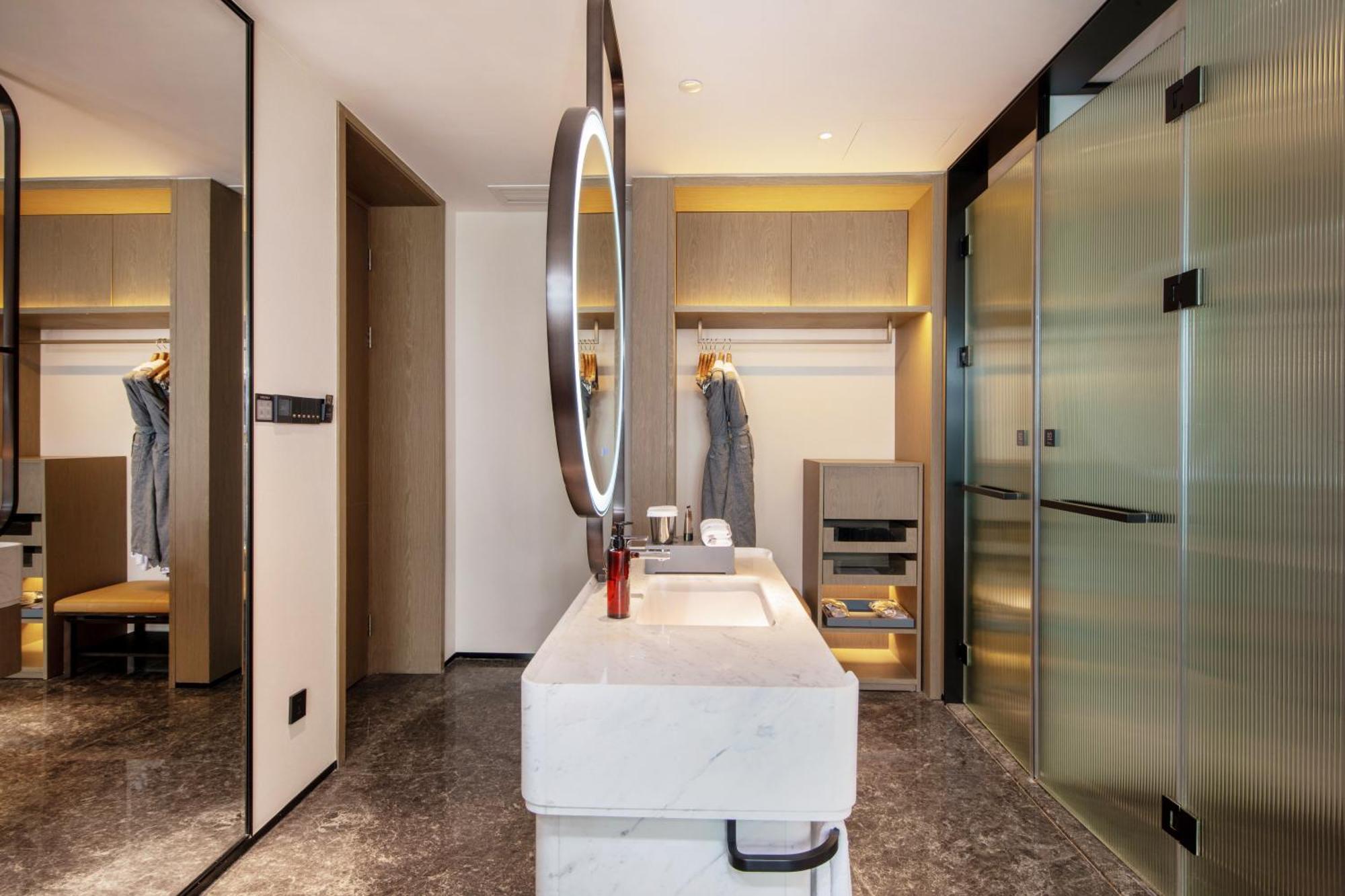 Urcove By Hyatt Shenzhen Luohu Hotel Exterior photo