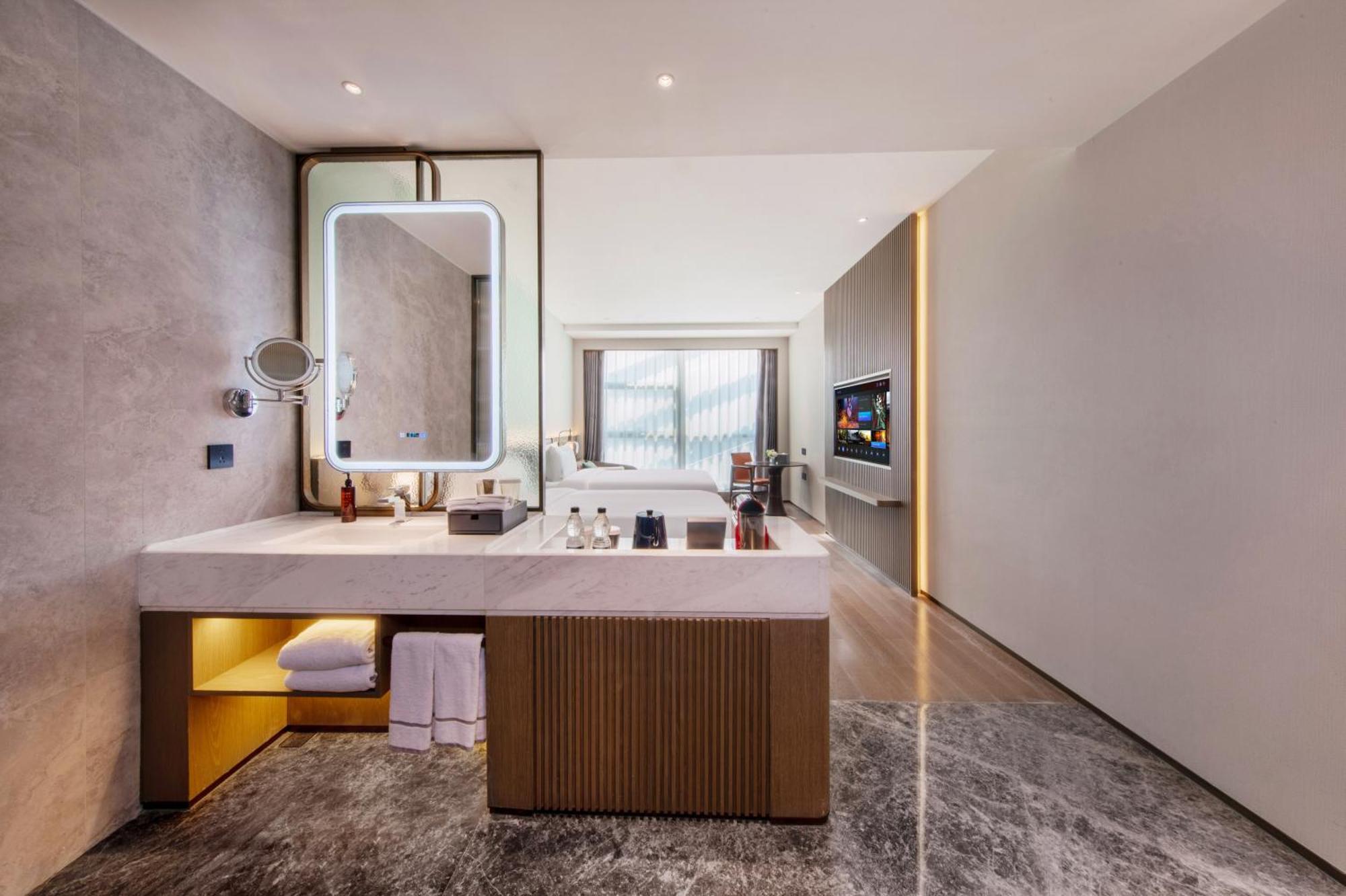 Urcove By Hyatt Shenzhen Luohu Hotel Exterior photo